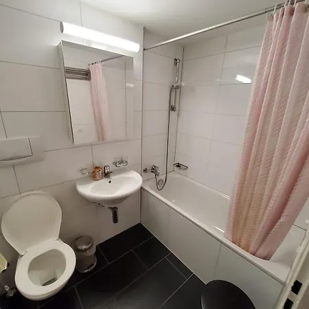 アパート Cresta Apartments - Studios *