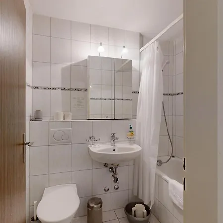 Gemuetliche In - Bergblick & Zentrale Lage Апартаменты Давос